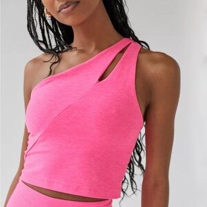 NWT Beyond Yoga Pink One-Shoulder Tank